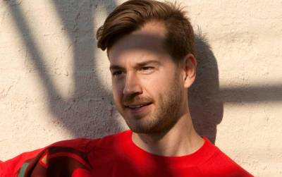Steven will be debuting a new project for Lincoln Center’s American Songbook series on Friday, February 27, 2015. Get tickets now. Shows in this series often sell out in advance.
Here’s info from the series press release: “Brooklyn-based artist...